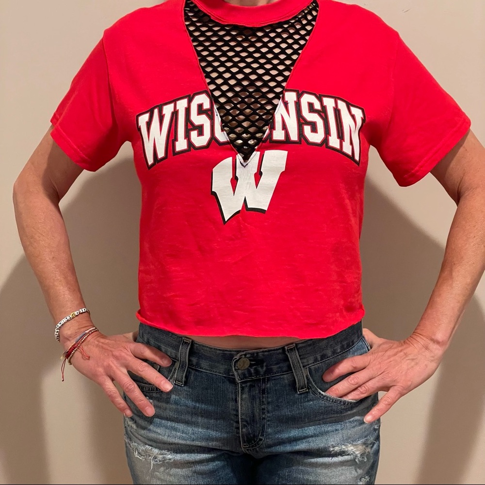 Woman’s Wisconsin tee